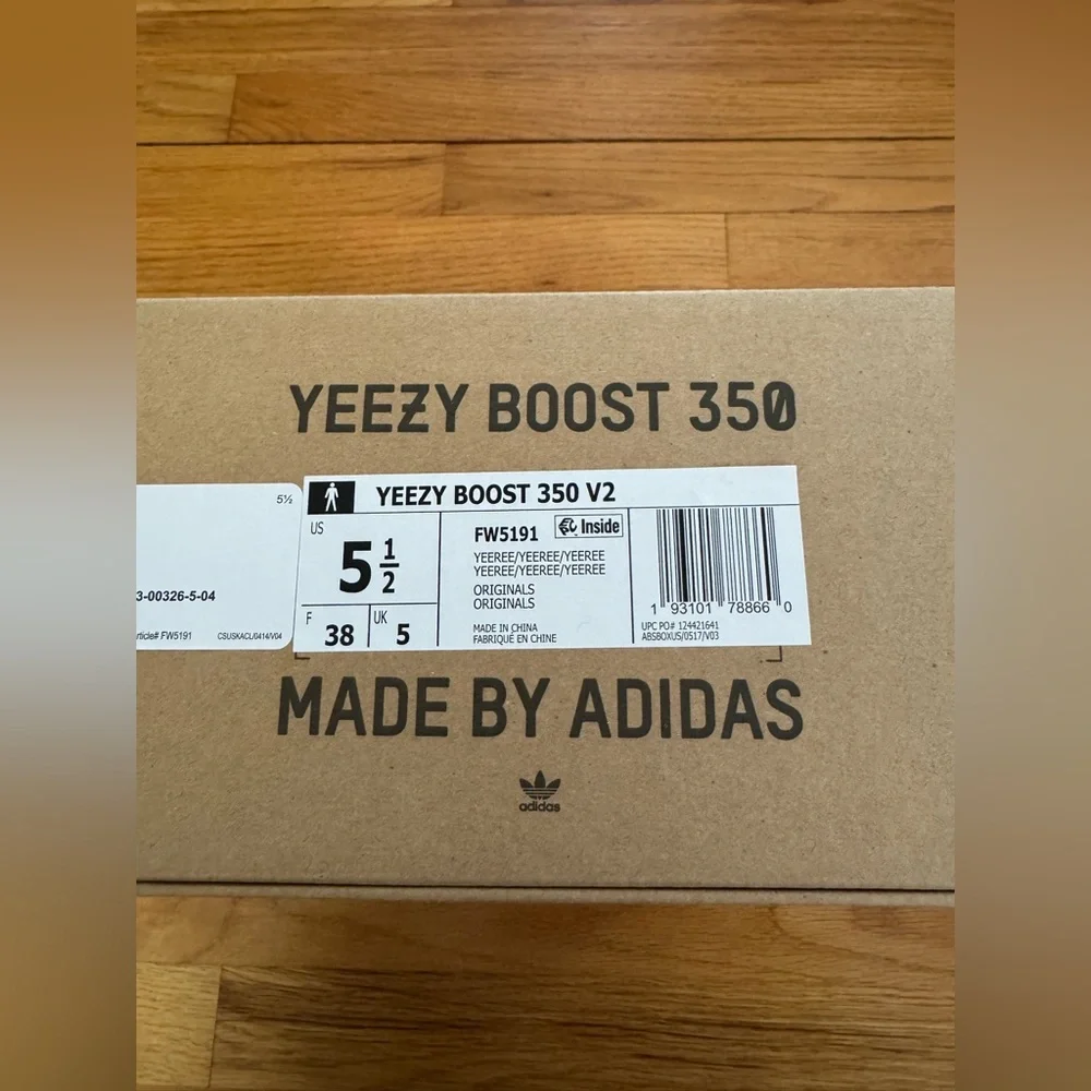 Adidas Yeezy Boost 350 V2